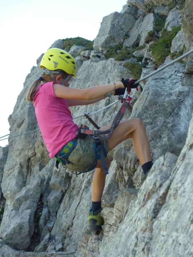 Gaestehaus Alpina Riezlern Bagian luar foto