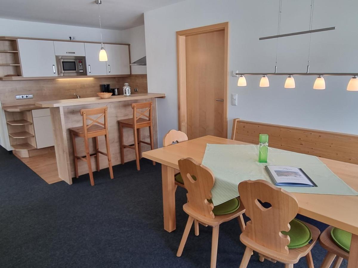 Gaestehaus Alpina Riezlern Bagian luar foto